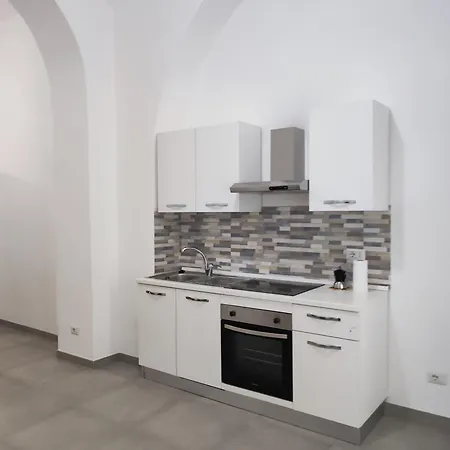 A San Lorenzo Netsuhe Apartamento