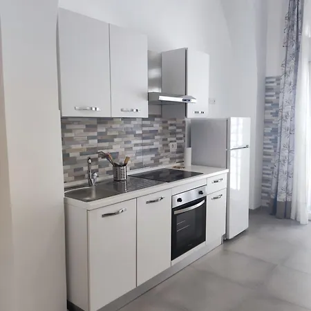 A San Lorenzo Netsuhe Apartamento