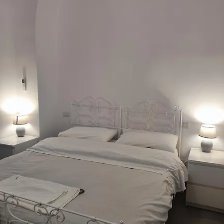 A San Lorenzo Netsuhe Apartamento Roma